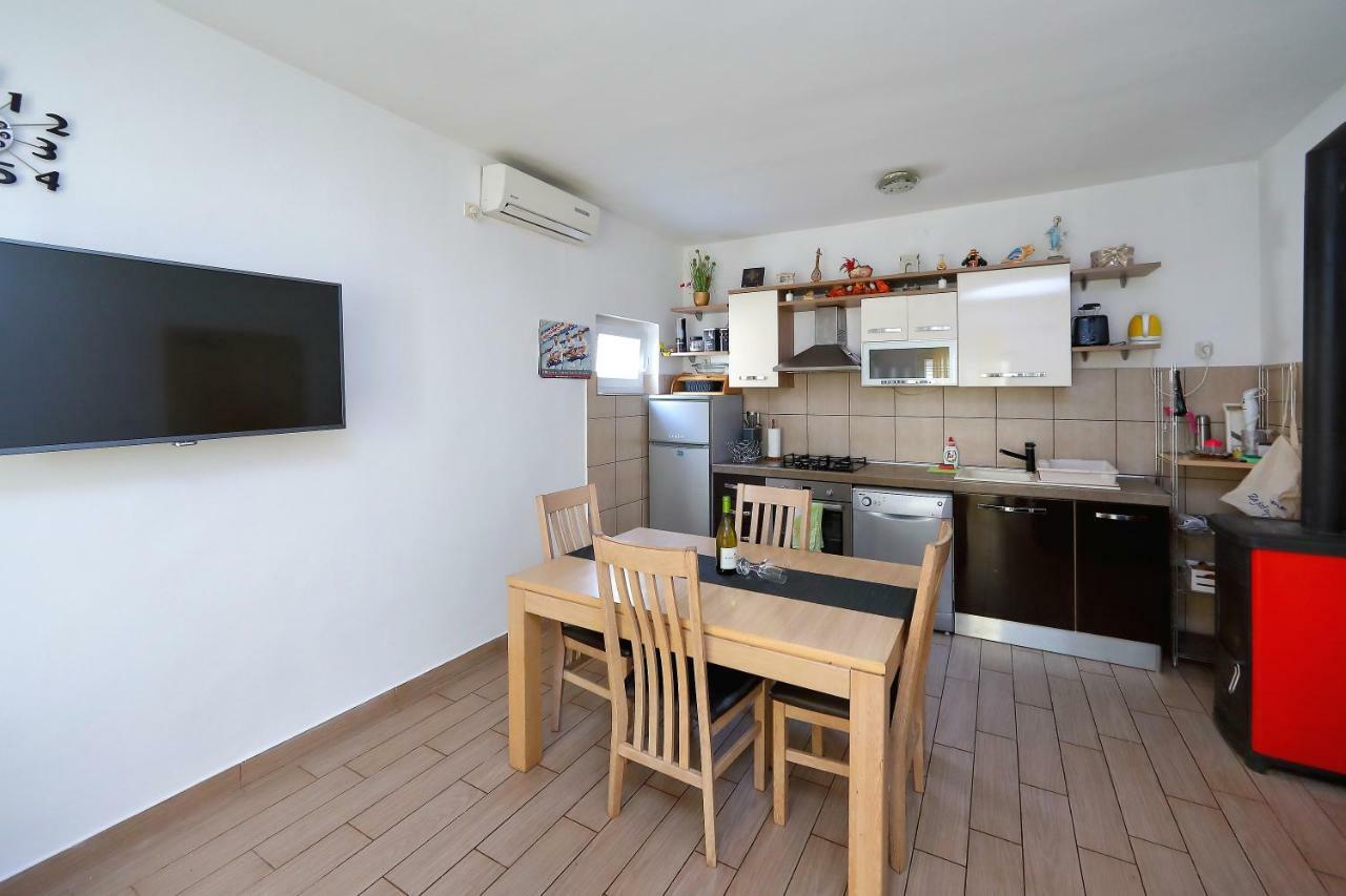 Holiday House Andrija ビビニェ エクステリア 写真