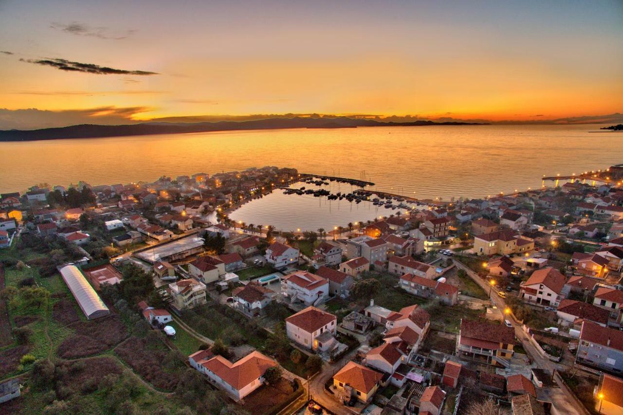 Holiday House Andrija ビビニェ エクステリア 写真